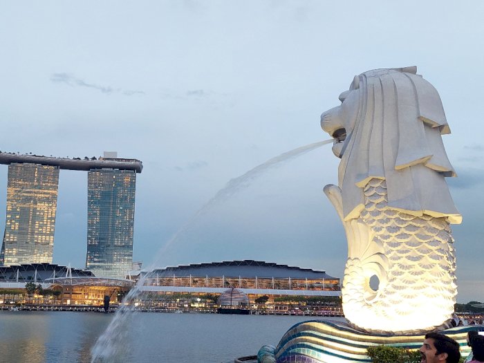 Ternyata Kepala Patung Merlion Singapura Pemberian Dari Pangeran