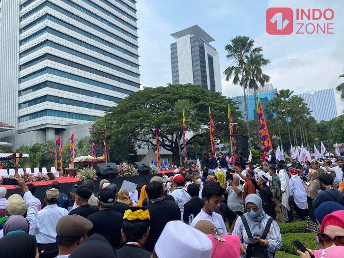 Anies Baswedan Lengser Hari Ini Ribuan Warga Padati Balai Kota DKI