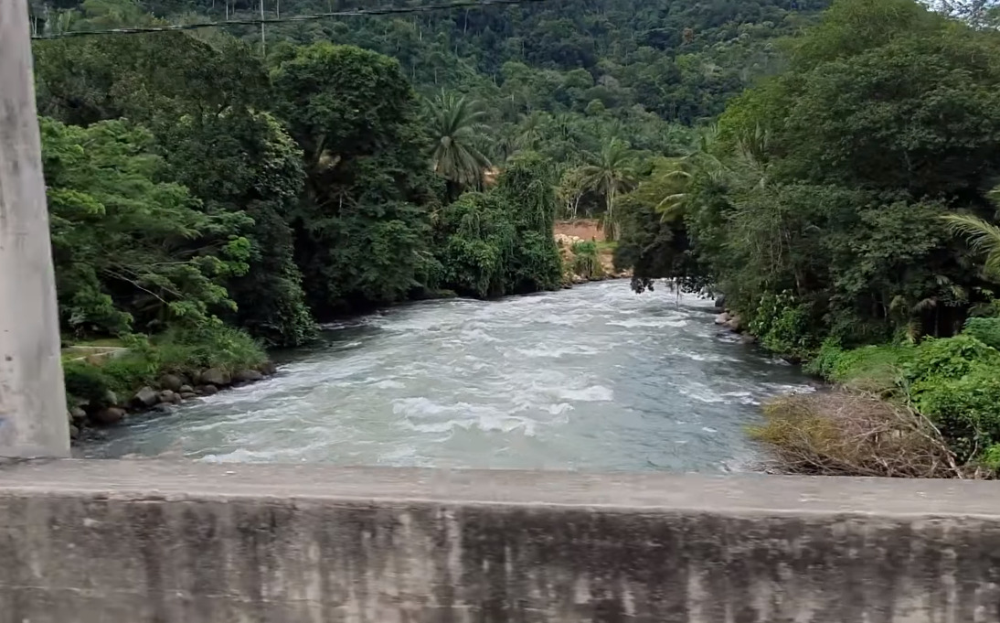 Menikmati Serunya Wisata Arung Jeram Di Sungai Asahan Menantang Picu