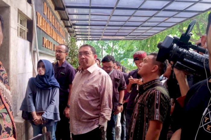 Fadli Zon Besuk Eggi Sudjana dan Lieus di Polda Metro Jaya