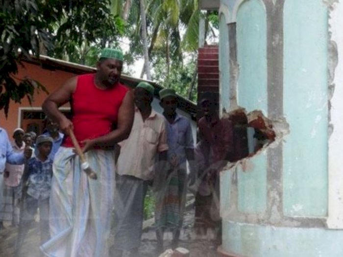 Lawan Radikalisasi, Muslim Sri Lanka Hancurkan Masjid Pelaku Teror