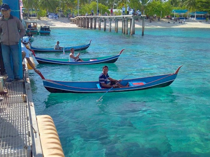 Jaring Wisatawan Asing Lewat Festival Pulau Senua Natuna 