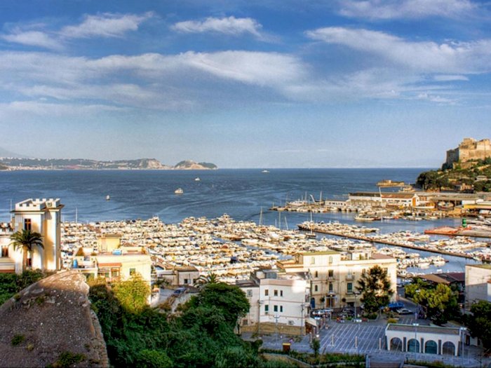 Baia, Kota Penuh Dosa di Bawah Laut Italia