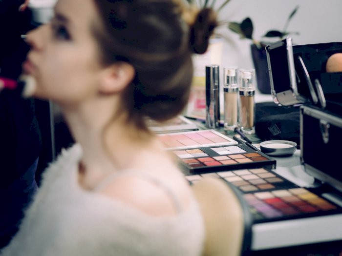 Tips Aman Menggunakan Tester Makeup
