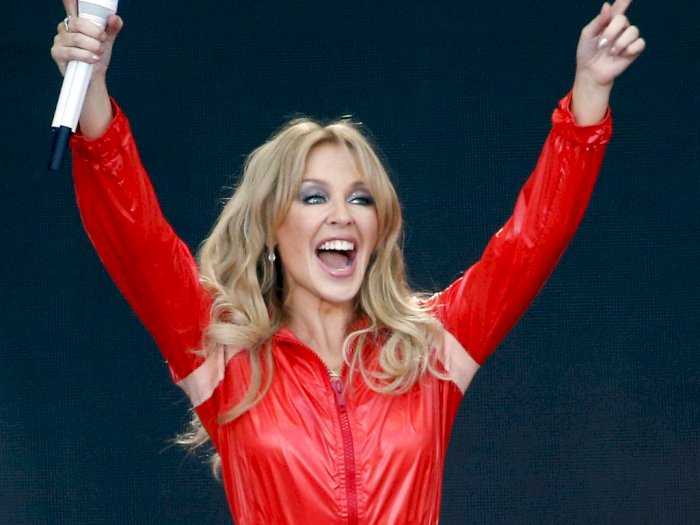 Sempat Alami Kanker, Kylie Minogue Kembali Tampil di Festival Musik