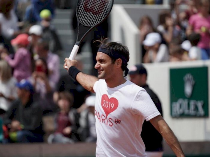 Roger Federer Beri Putra Pangeran William Pelatihan Khusus