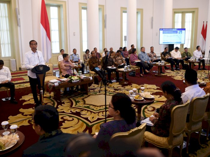 Jokowi "Sentil" Menteri ESDM dan BUMN, Kenapa?