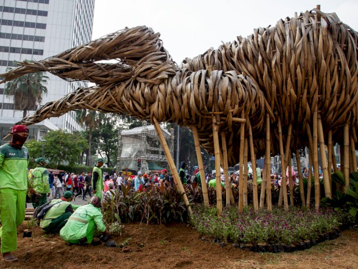 Polemik "Runtuhnya" Karya Seni Bambu Bernilai Setengah Miliar