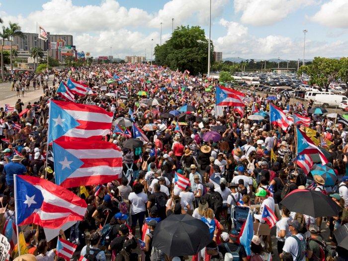 Warga Puerto Rico Demo Besar-Besaran Menuntut Gubernur Mundur
