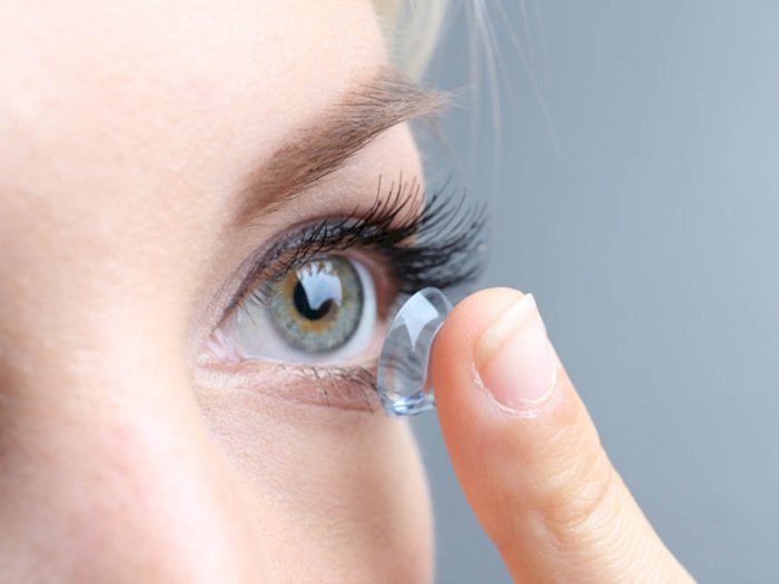 Ilmuwan Sedang Kembangkan Contact Lens Yang Bisa Nge-Zoom