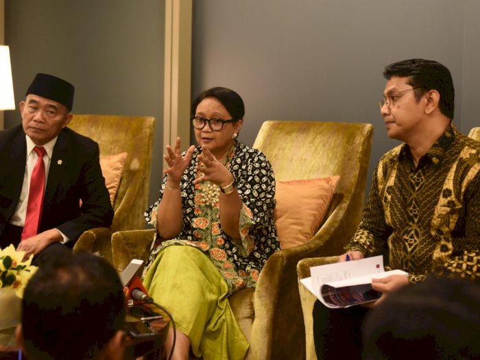 Jokowi dan Mahathir Bahas Isu 2 Juta Orang Indonesia di Malaysia 
