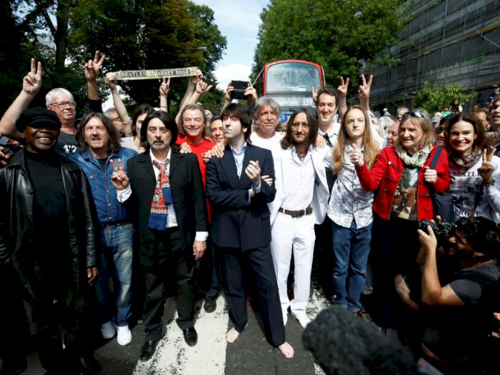 Ribuan Fans The Beatles Rayakan 50 Tahun Album 'Abbey Road'