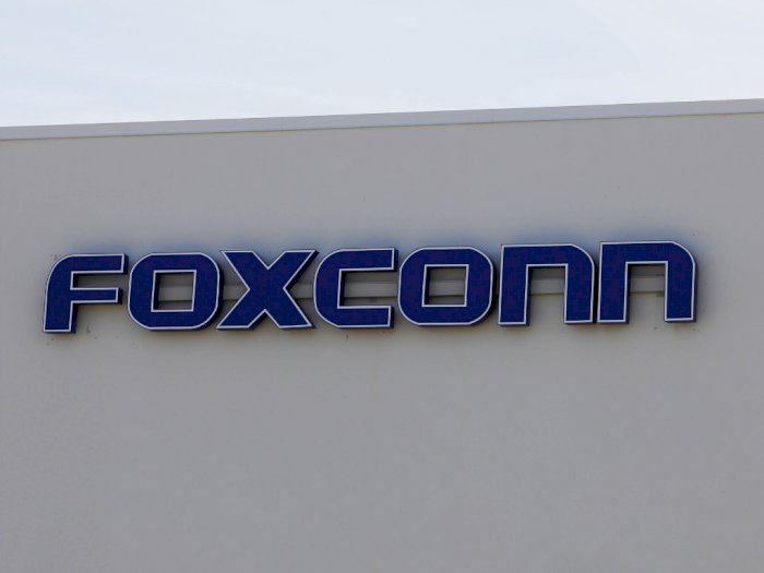 Pabrik Foxconn Diketahui Paksa Ribuan Anak Magang Untuk Lembur
