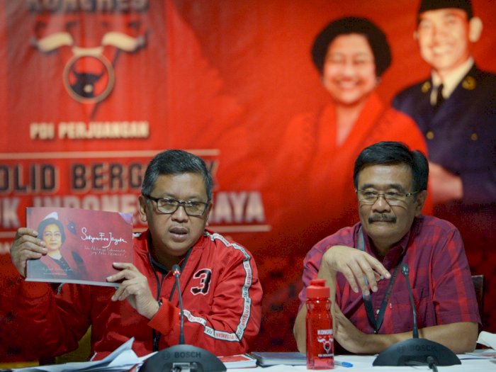 Megawati Pertahankan Hasto dan Masukan Risma Jadi Elit Partai