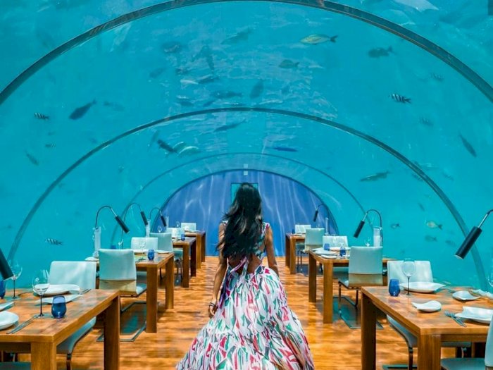 Potret Indah Restoran Bawah Laut di Maldives