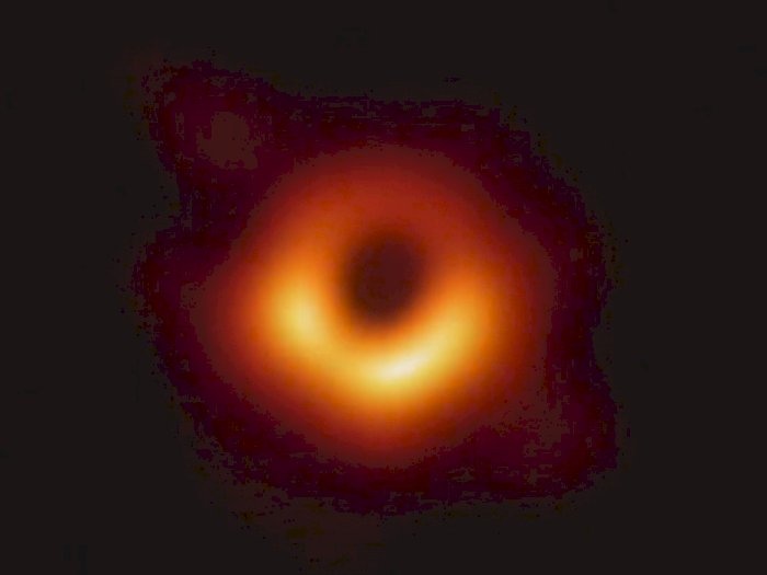 Ilmuwan Pengungkap Wujud Black Hole Diberi Rp 42,4 M