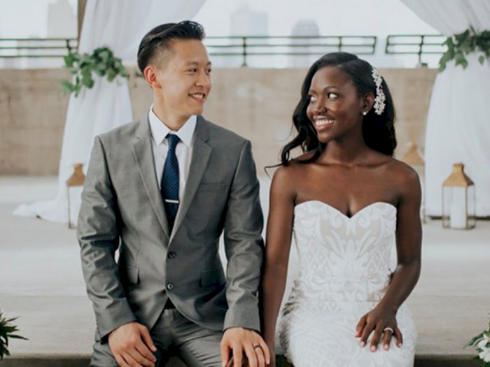 Terhalang Restu Keluarga, Akhirnya Pasangan Beda Ras Ini Menikah