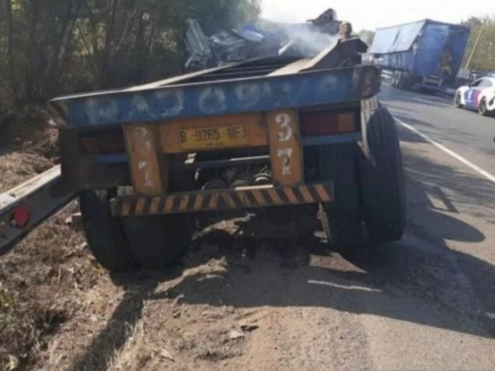 Kecelakaan Beruntun di Tol Cipularang Melibatkan 5 Kendaraan