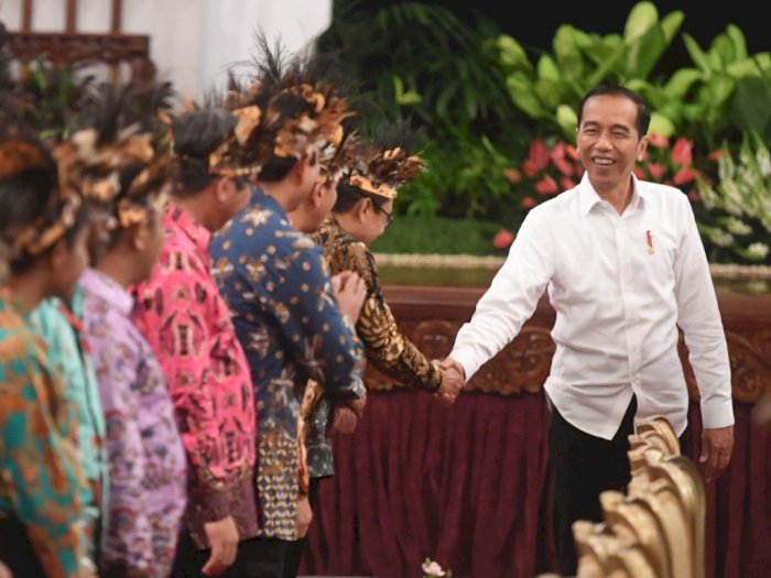 Jokowi Janji Bangun Istana Presiden di Papua
