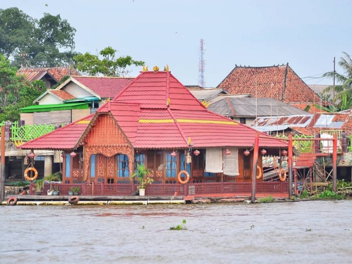 Bentuk 5 Rumah Adat di Indonesia yang Memesona
