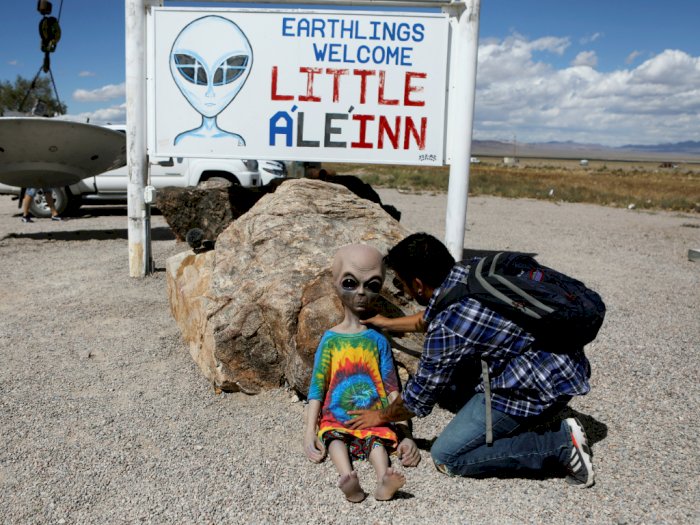 Ribuan Orang Padati Area 51 Nevada Untuk Acara 'Storm 51'