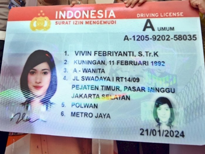 Resmi Diluncurkan, Mari Mengenal Smart SIM Karya Korlantas Polri