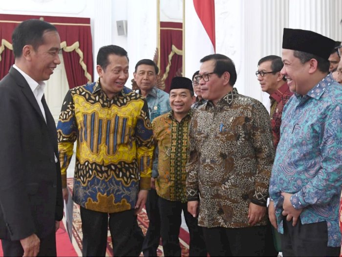 DPR Tunda Pengesahan 4 RUU yang Diminta Jokowi, Termasuk RKUHP