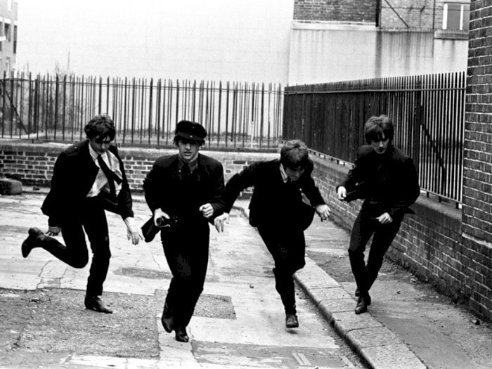 Video Baru 'Here Comes The Sun' Rayakan 50 Tahun Abbey Road