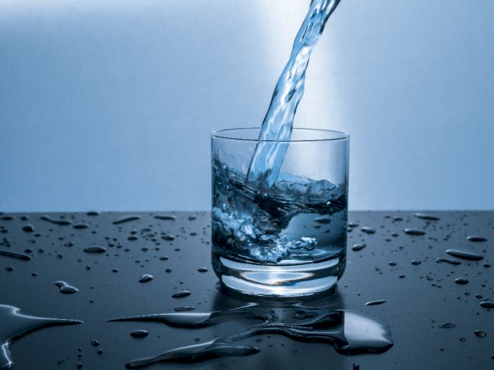 Ini Fakta Tentang Air Putih yang Dianggap Bisa Bikin Kenyang