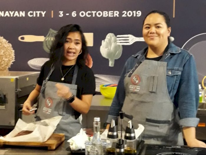 Chef Terbaik Indonesia Ajari Pengunjung JCF Bikin Kue