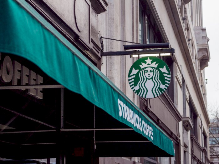 Transformasi Logo Brand Terkenal, Mulai dari Starbucks Hingga Apple