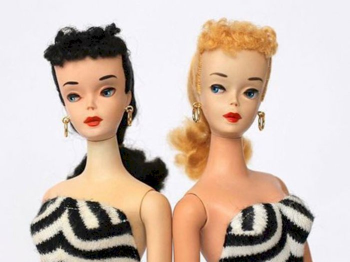 Hari Kelahiran Boneka Barbie Pertama di Dunia