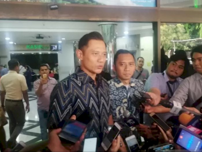 Ditemani AHY dan Ibas, SBY Lihat Kondisi Wiranto di RSPAD