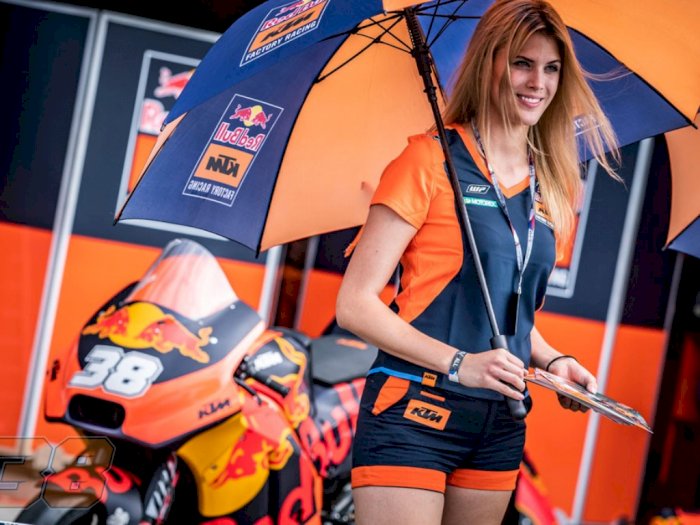 Bagi KTM, Wanita Tak Sebatas Gadis Pembawa Payung