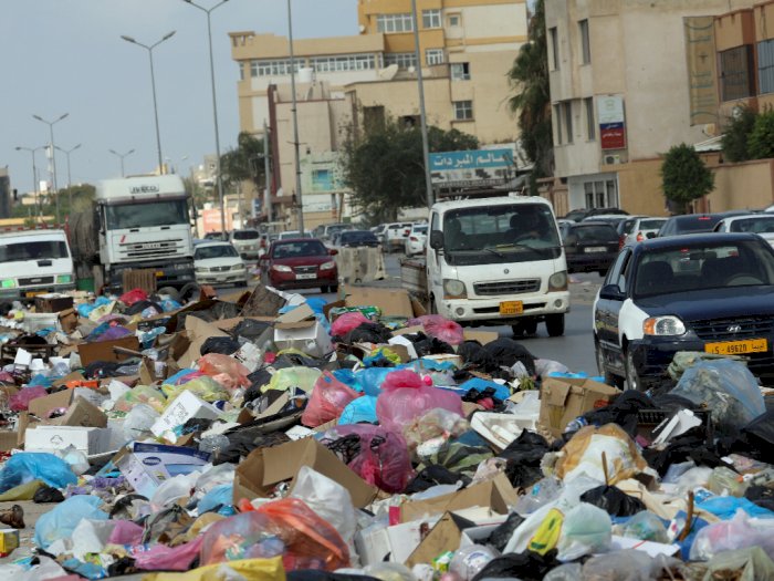 FOTO: Potret Miris Jalanan Perkotaan di Libya Dipenuhi Gunungan Sampah