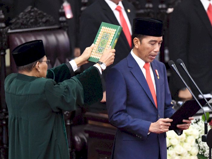 Kebanyakan, Jokowi Janji Pangkas Eselon dan Copot Birokrat Malas