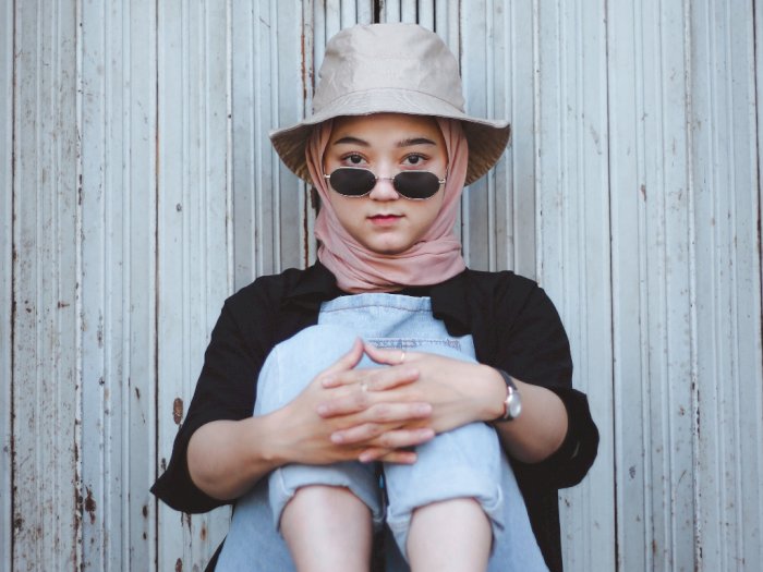 5 Warna Hijab Ini Wajib Dimiliki Para Hijaber