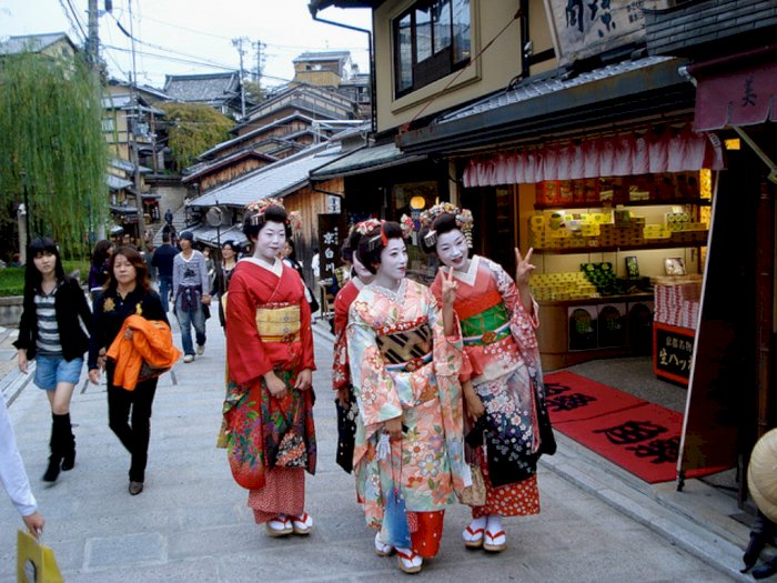 Berfoto Tanpa Izin di Distrik Geisha Ini Bakal Didenda Rp1,3 Juta