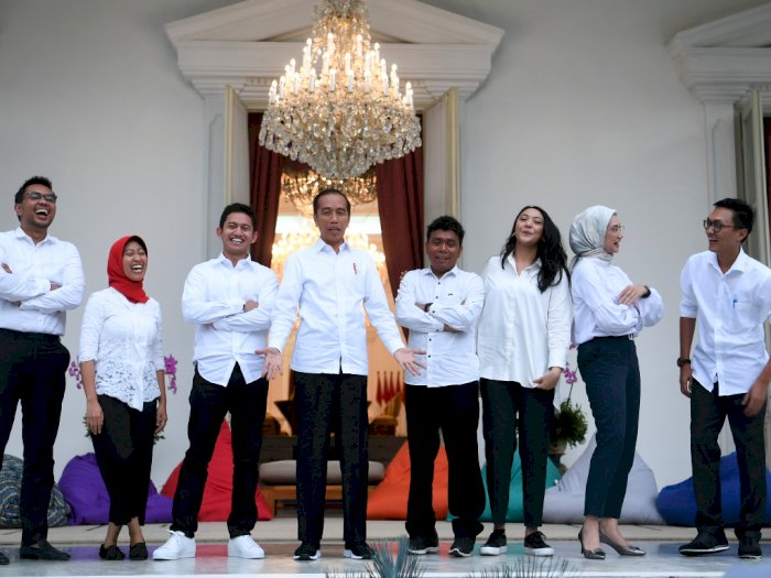 Jokowi Sebut 7 Staf Khusus Milenial Tak Harus Tiap Hari Ngantor
