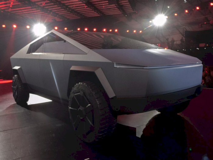 Tesla Umumkan CyberTruck, Mobil Truk Listrik Dengan Desain Futuristik
