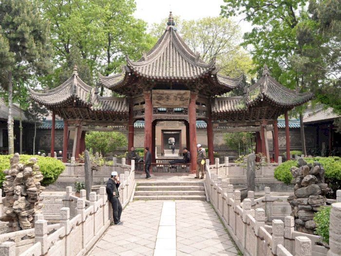 Intip Pesona Masjid Raya Xi'an, Masjid Berbentuk Kuil di Tiongkok