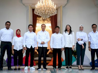 Cara Kerja Para Staf Khusus Milenial Presiden Jokowi