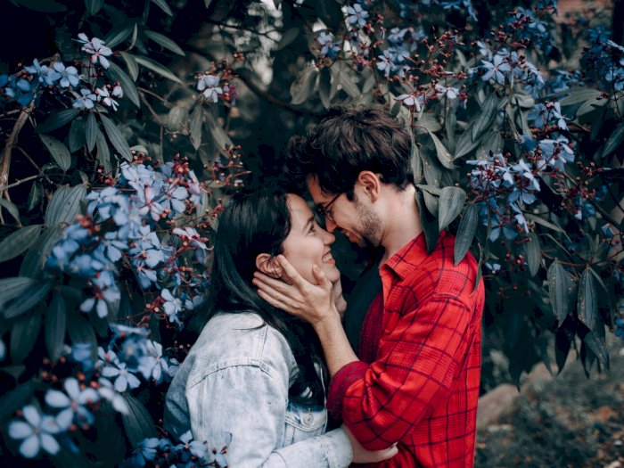 Manfaat Ciuman Menurut Para Ahli, Salah Satunya Buat Hubungan Langgeng