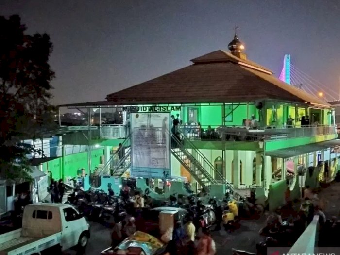 Rumah Dibongkar, Warga Tamansari Bandung Ngungsi ke Masjid