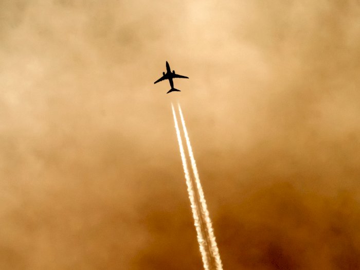Ilmuwan Temukan Cara Agar Emisi Pesawat Tak Terlalu Bahaya