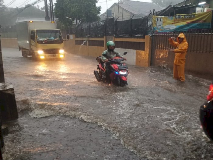 Hujan Deras, Sejumlah Jalan Ibu Kota Terendam