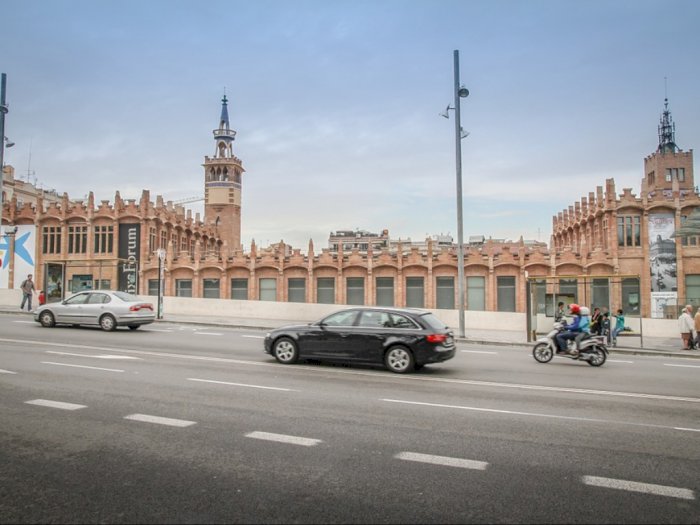 Barcelona  Akan Melarang Penggunaan Mobil Tua Demi Kebersihan Udara