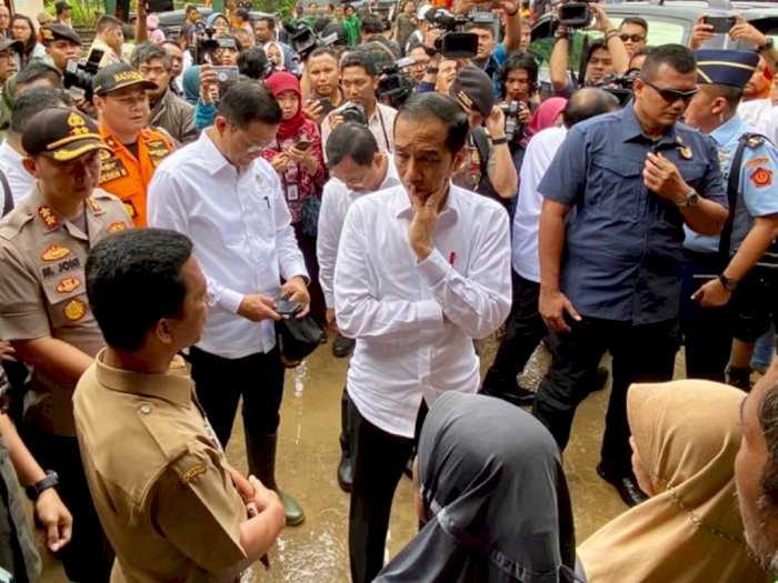 Presiden Jokowi Tinjau Penanganan Banjir di Sukajaya