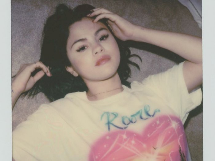 Album Baru Selena Gomez Bercerita Tentang Mantan dan Self Love