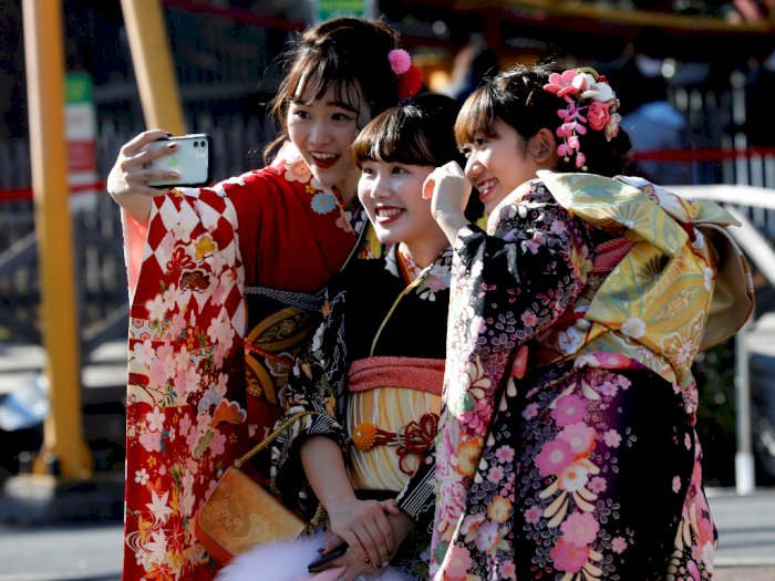 FOTO: Cantiknya Gadis-gadis Jepang saat Perayaan Hari Kedewasaan